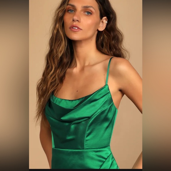 NWT Lulus Treat Me Good Emerald Green Satin Cowl Neck Tulip Mini Dress - Picture 9 of 12